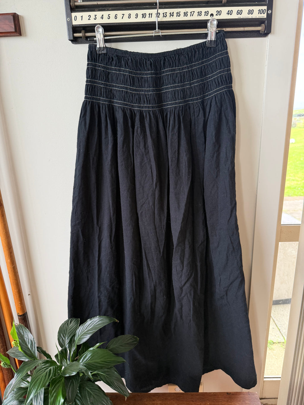 Black Maxi Skirt / Size 6