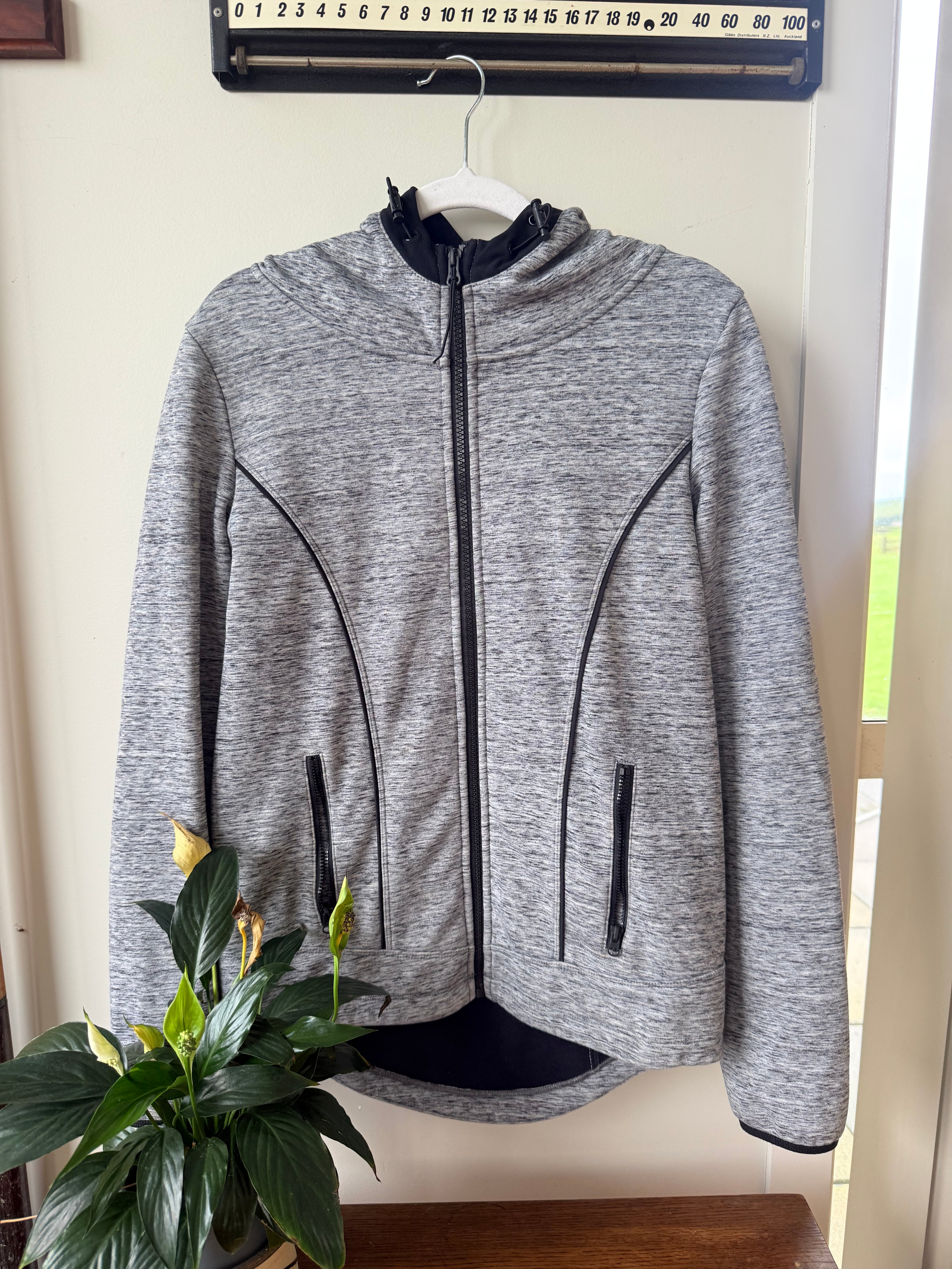 Lorna Jane Jacket / Size XS