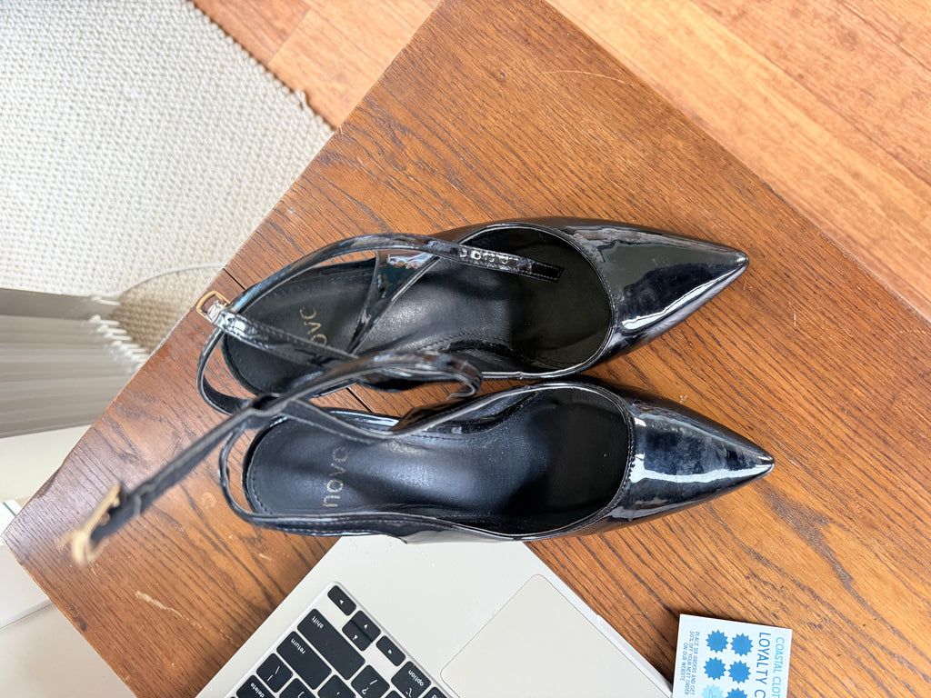 Black Novo Heels / Size 8