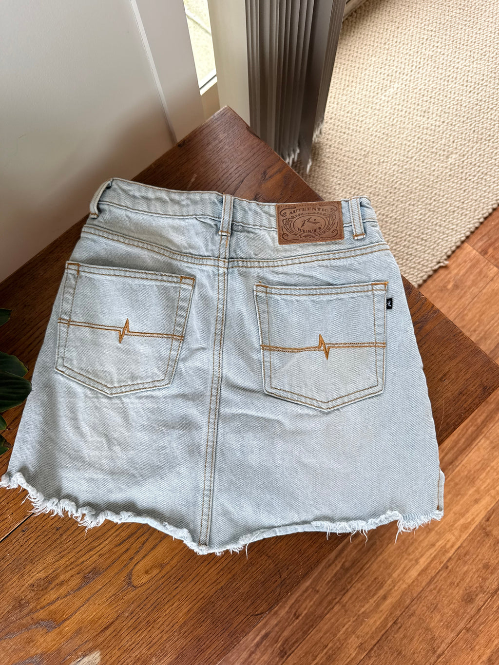 Rusty Skirt / Size 6