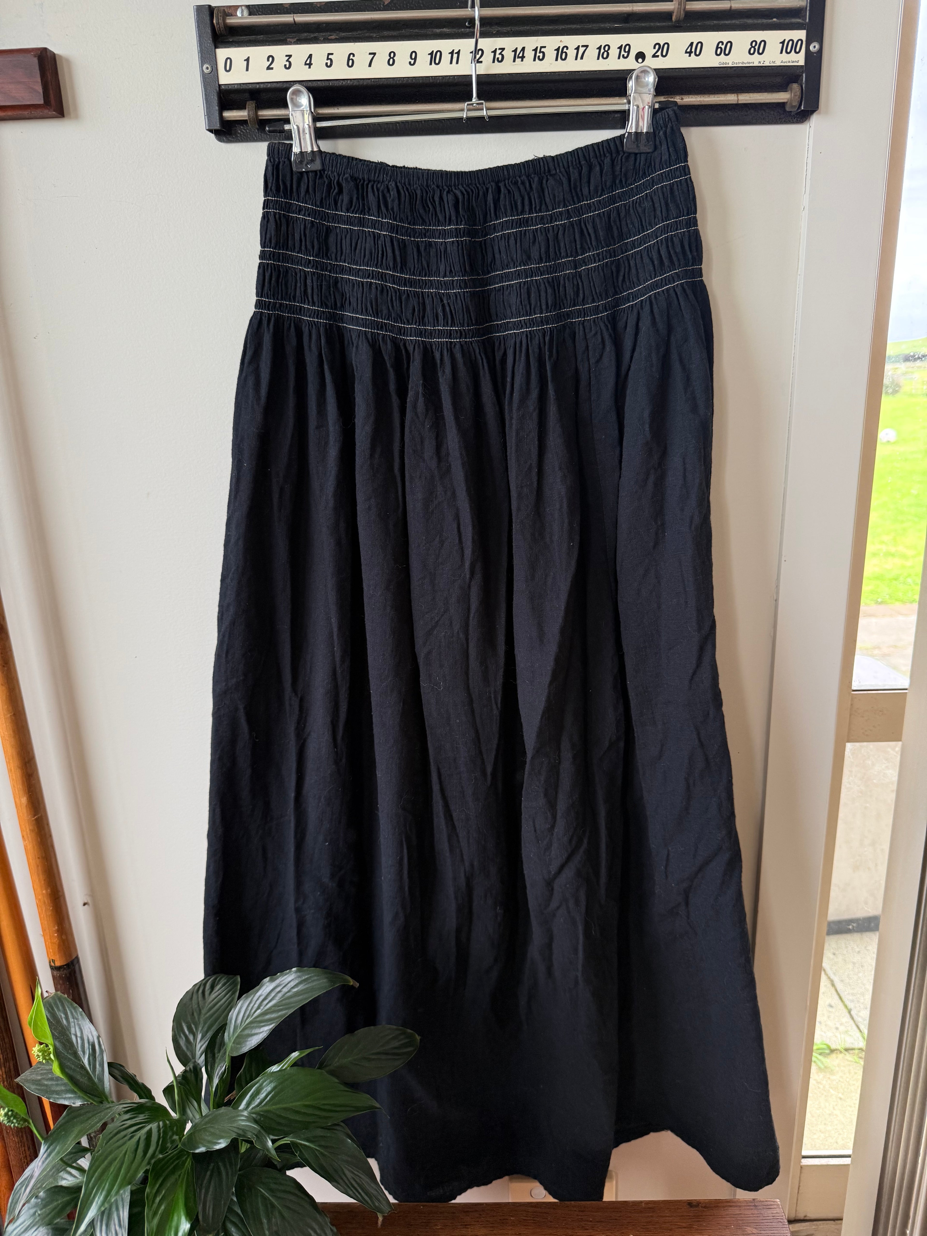 Black Maxi Skirt / Size 6