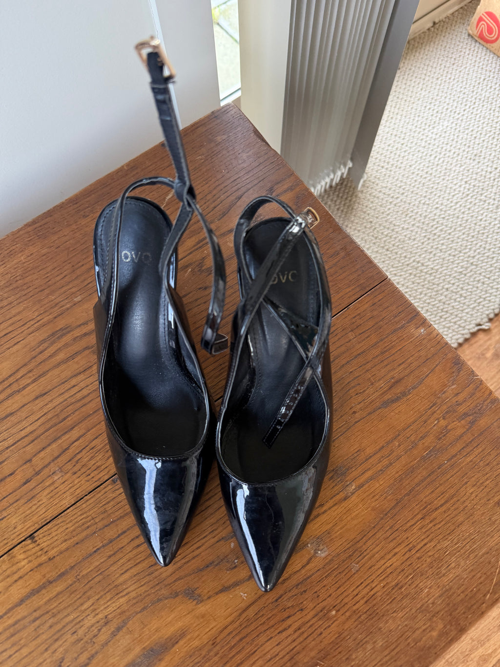 Black Novo Heels / Size 8