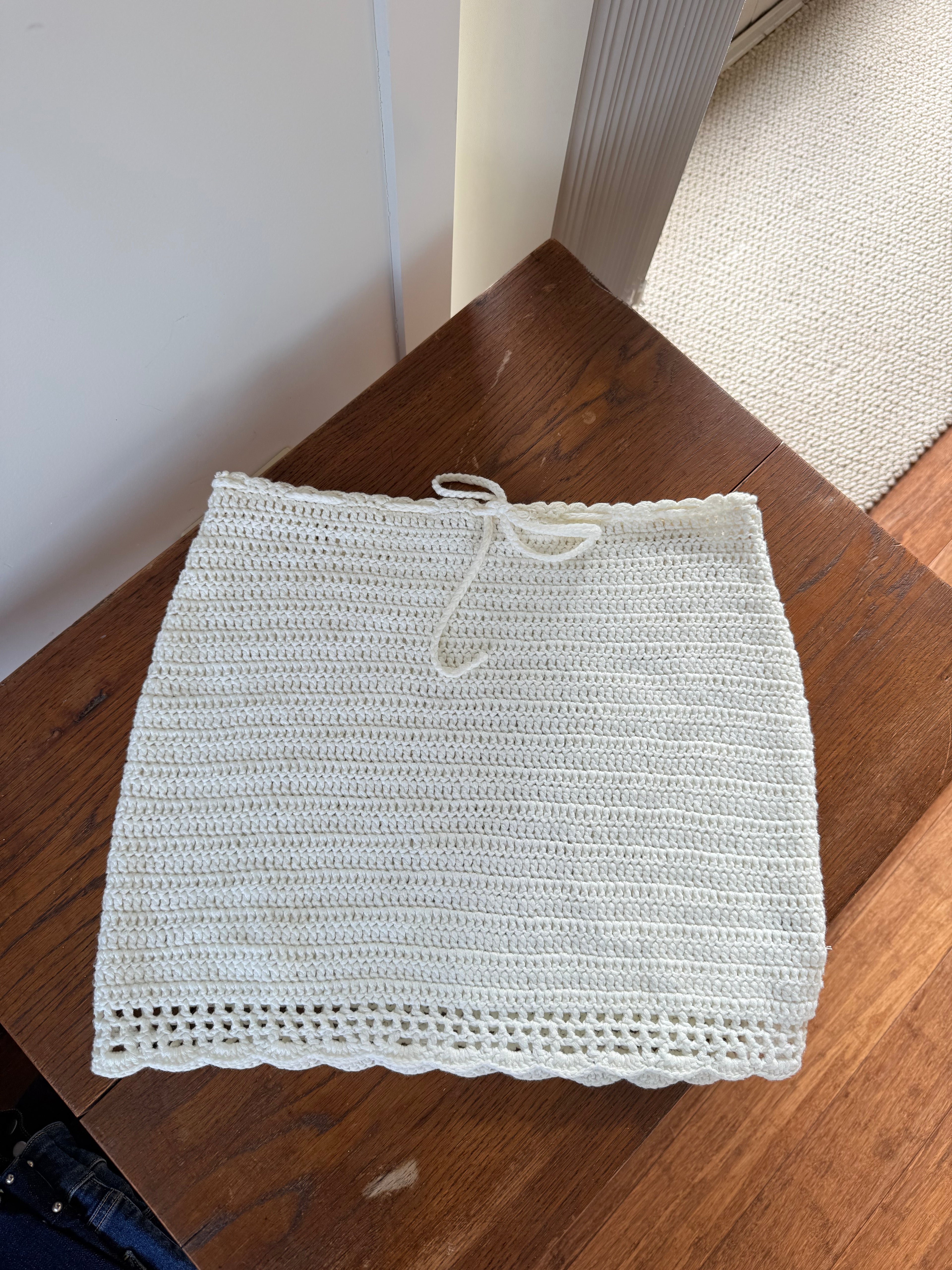 Beginning boutique Skirt / Size 6