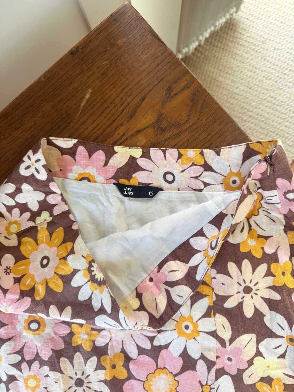 Floral Skirt / Size 6