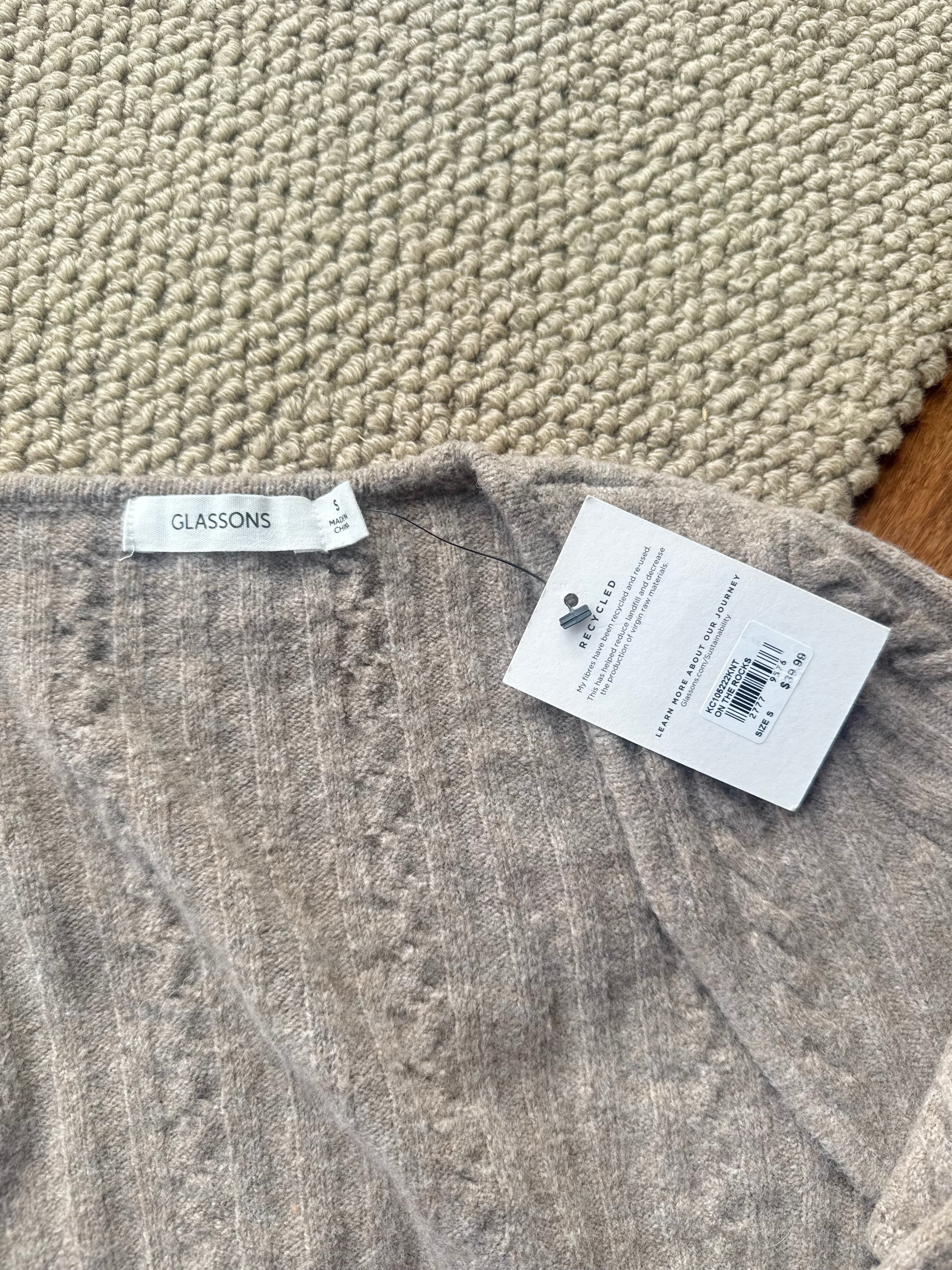 Glassons Shrug / Size S