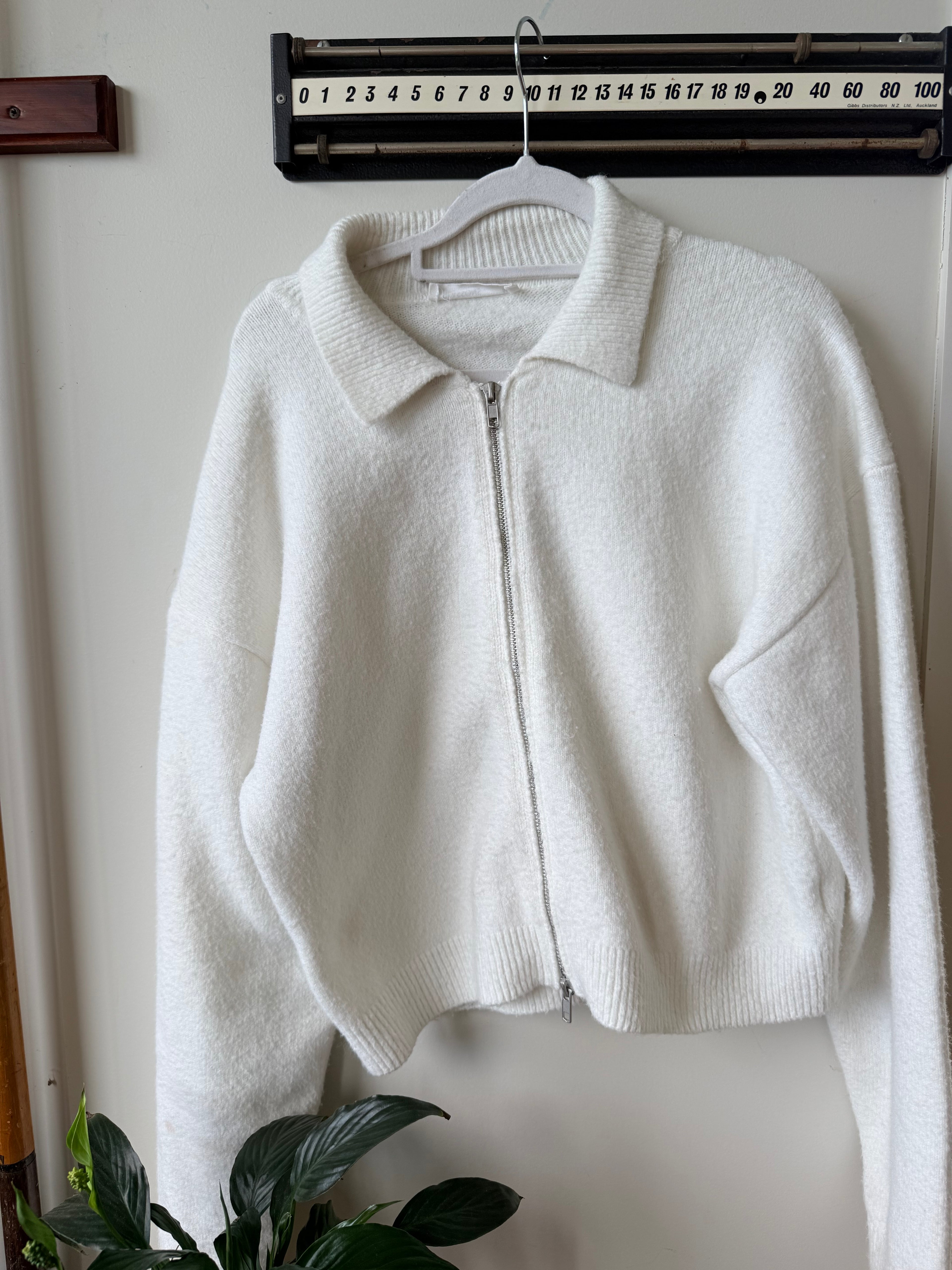 Glassons Knit / Size M
