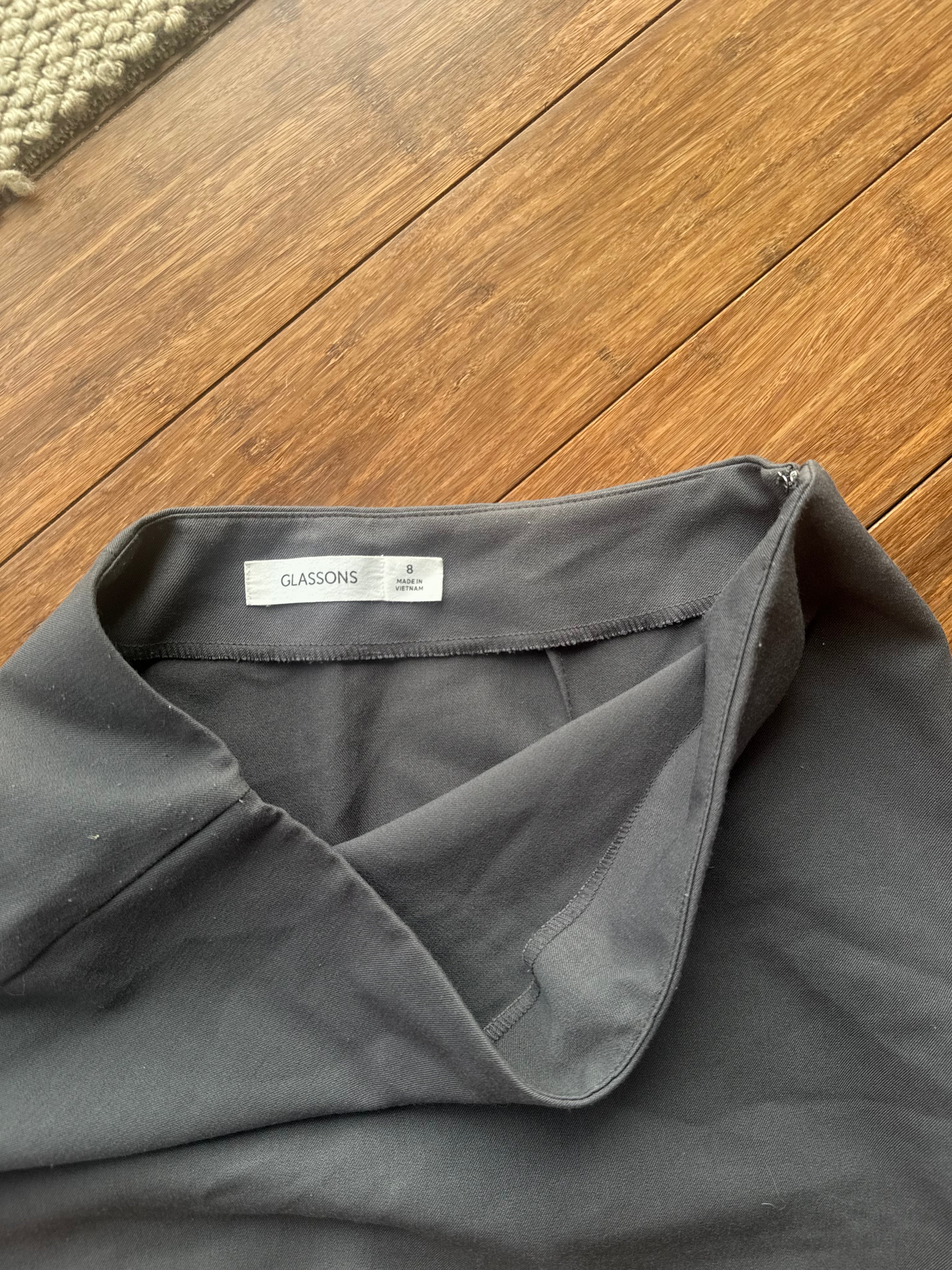 Glassons Skirt / Size 8